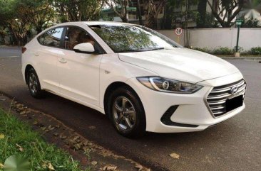 2016 Hyundai Elantra 16 MT 6Speed Manual 