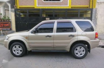 2005 FORD ESCAPE XLS FOR SALE
