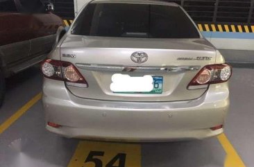 2013 Toyota Corolla Altis 2.0 sedan FOR SALE