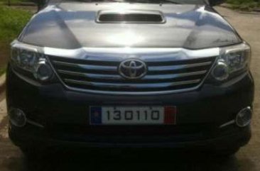 Toyota Fortuner V 2015 matic FOR SALE