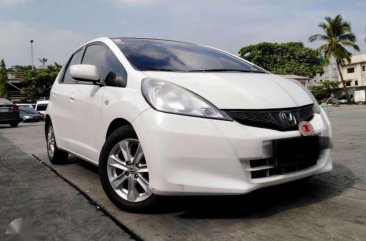 2013 Honda Jazz 1.3, A/T, Gas First owner