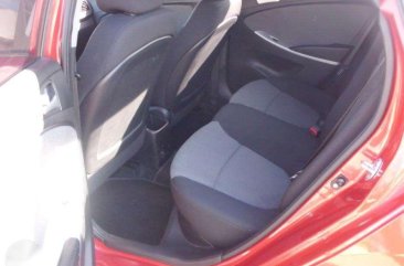 2012 Hyundai Accent (Super Fresh looks new) Manual Transmission