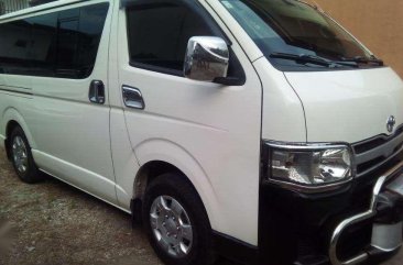 For sale TOYOTA Hiace commuter 2011 model