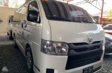 2017 Toyota Hiace 3.0L Commuter Manual White