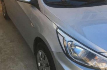 Assume 2016 HYUNDAI Accent manual sedan gas personal