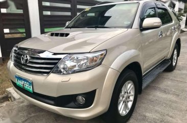 2014 Toyota Fortuner V 4x2 Top of the line Matic