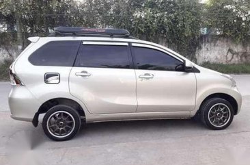 TOYOTA AVANZA 1.5G 2014 year model Top of the line