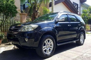 2006 Toyota Fortuner 2.7 A/T Drives and Feels New!