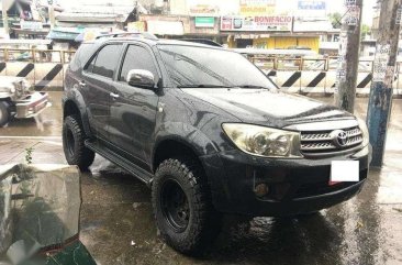 2009 Toyota Fortuner G 2.5 D4D (diesel) FOR SALE