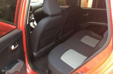 Hyundai i10 2010 model matic FOR SALE