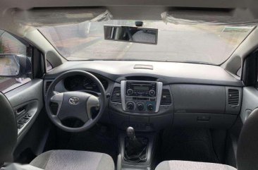 Toyota Innova E Diesel MT - 2012