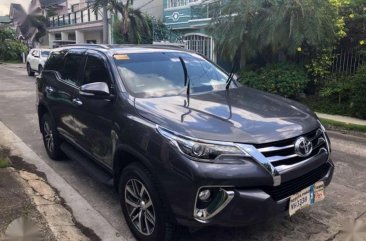 2017 TOYOTA Fortuner V model 2.4 automatic 4x2 diesel