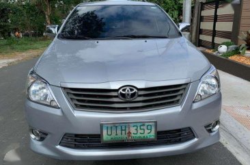 Toyota Innova E Diesel MT - 2012