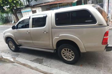 2013 Toyota Hi Lux 4x2 E GOLD FOR SALE