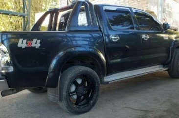 2012 TOYOTA Hilux 4x4 manual FOR SALE