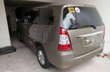 2013 Toyota Innova G VVTI AT - First owned all stock