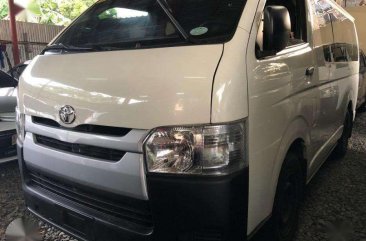 2017 Toyota Hiace 3.0 Commuter Manual White Edition