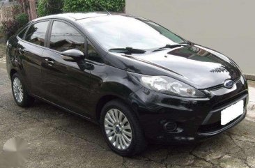 2012 Ford Fiesta . AT . all power . well kept 