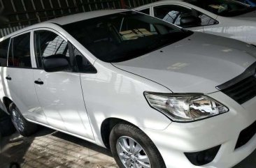 SELLING TOYOTA Innova 2013 E diesel