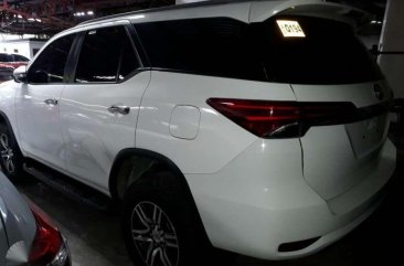 Toyota Fortuner G 2.4 Automatic White 2017 Model