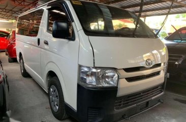 2017 TOYOTA Hiace Commuter 30 Manual White