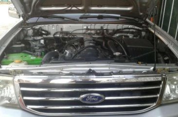 2004 FORD Everest super sariwa FOR SALE