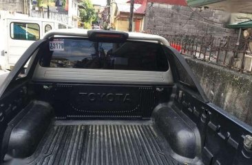 For sale! Toyota Hilux G 2010 model Manual 4x2 transmission