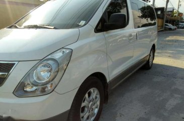 2014 HYUNDAI Starex gold FOR SALE