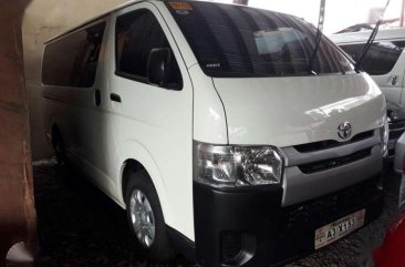 Toyota HiAce Commuter 3.0 Manual White 2018 Model