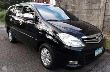 2011 Toyota Innova G FOR SALE