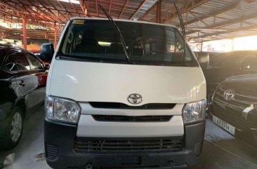 2017 TOYOTA Hiace Commuter 30 Manual White