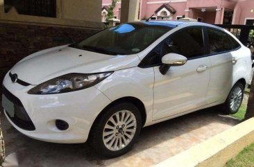 2012 FORD FIESTA . AT . flawless . well kept 