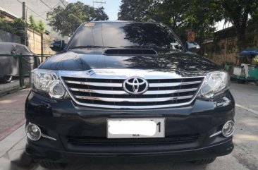 2015 Toyota Fortuner 2.5 V automatic FOR SALE