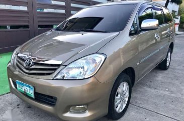 2011 Toyota Innova G. All power Matic