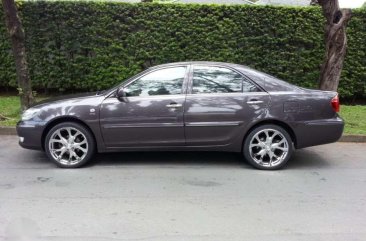 2005 Toyota Camry 30 V6 VERY NICE