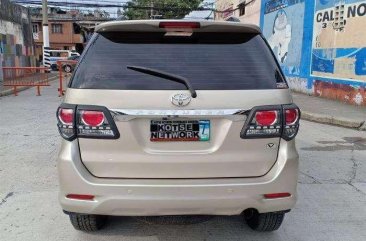 2014 Toyota Fortuner V 4X2 AT Diesel for sale