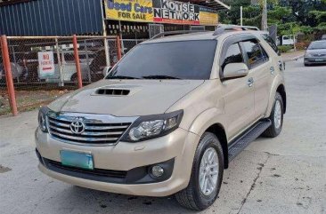 2014 Toyota Fortuner V 4X2 AT Diesel for sale