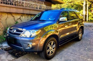 FOR SALE TOYOTA FORTUNER 2007 G 