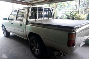 Toyora Hilux 1997 FOR SALE