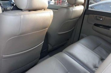 TOYOTA Fortuner V automatic diesel 2013 model