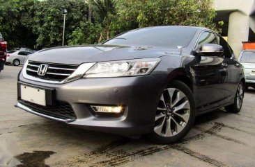 2014 Series Honda Accord 3.5 AT Php 898,000 only!