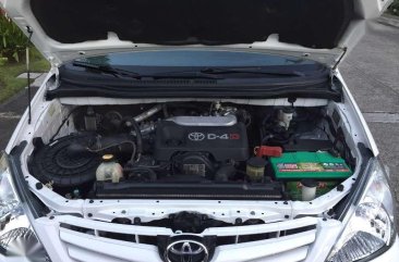 Toyota Innova 2010 J diesel manual FOR SALE