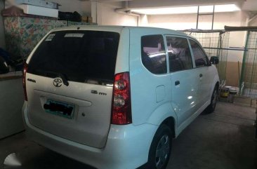 For sale: Toyota Avanza J 1.3 2007 model