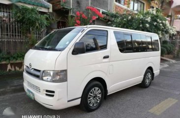 2008 TOYOTA Hiace commuter FOR SALE