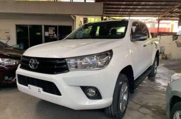 2016 TOYOTA Hilux 24 G 4x2 Manual White