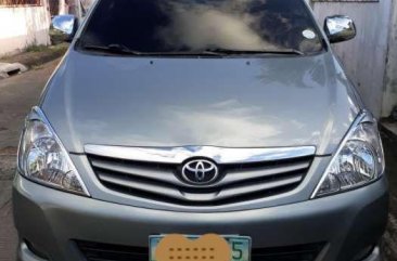 For sale Toyota Innova g diesel 2009 year model