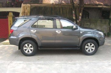 2007 Toyota Fortuner G 4x2 AT Gas for sale 