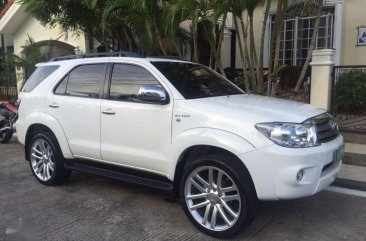 Toyota Fortuner 2005 2.7 gas automatic 4x2 