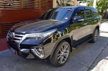 Toyota Fortuner V 4x4 2016 AT for sale 