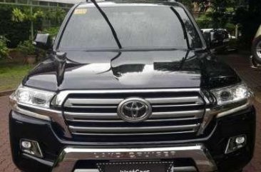 2019 Toyota Land Cruiser LC200 Premium brand new Local